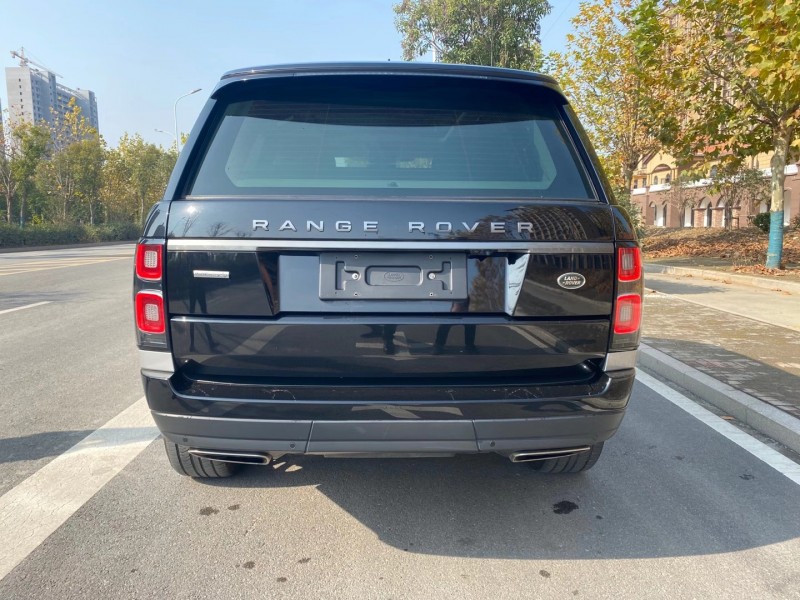 济宁19年路虎揽胜运动9