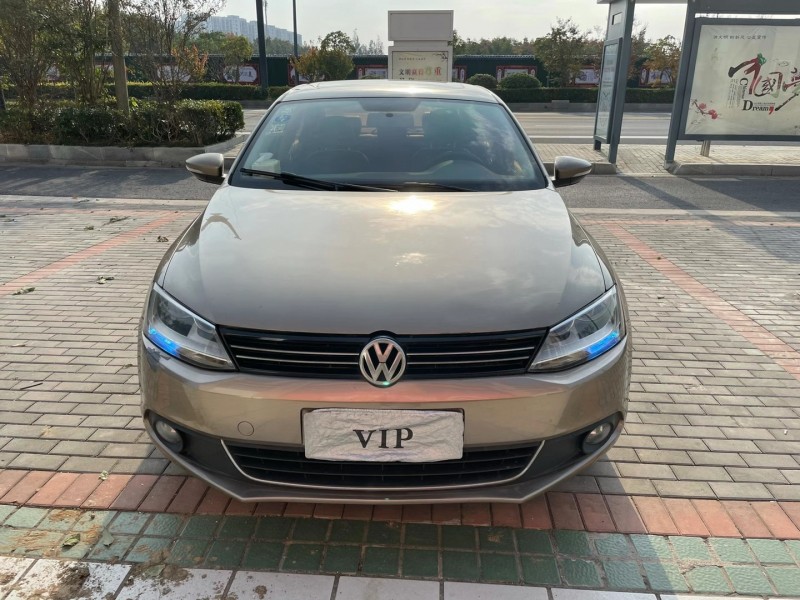 盐城13年大众速腾1