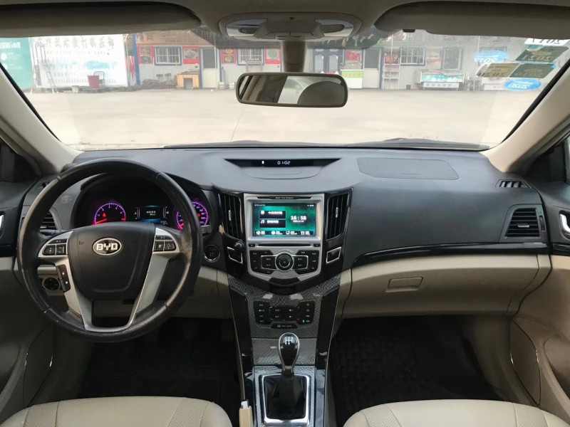 郑州13年比亚迪速锐4