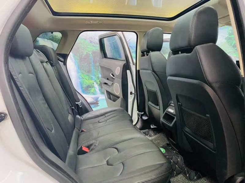 东莞14年路虎极光1