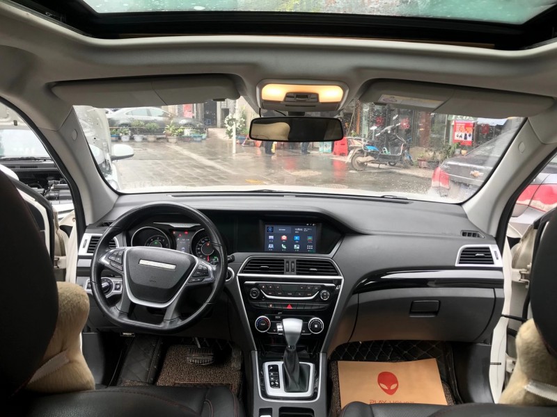 宜賓17年獵豹汽車CS105