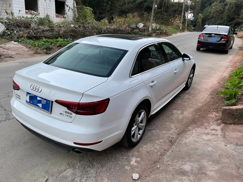 南昌17年奧迪A4L6