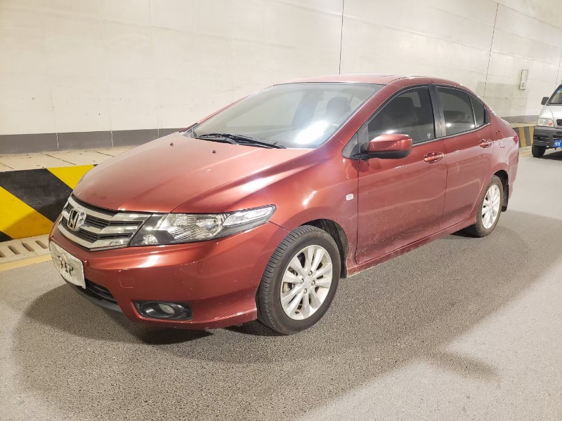 广州15年本田锋范8