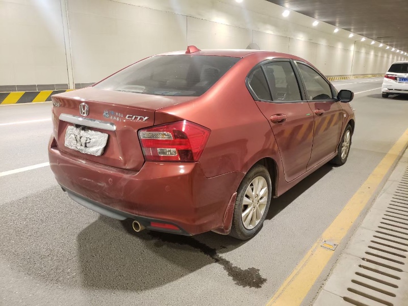 广州15年本田锋范2