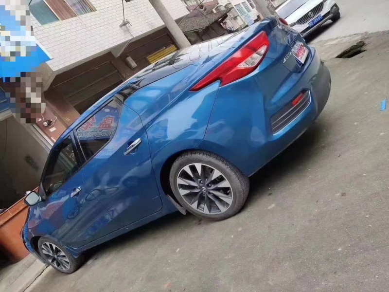 邵阳17年日产蓝鸟6