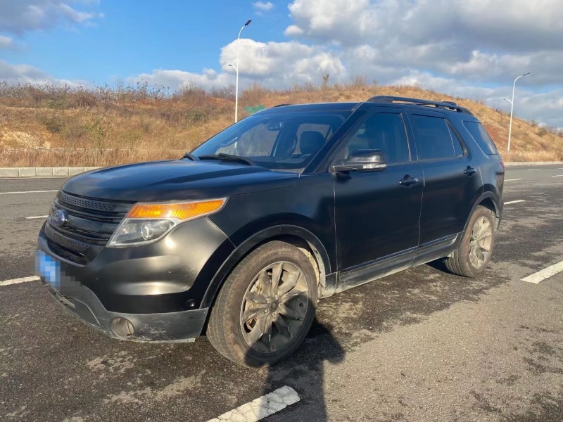 烟台13年福特探险者3