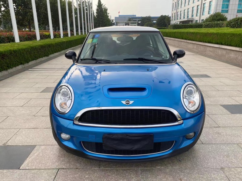 煙臺12年寶馬MINI9