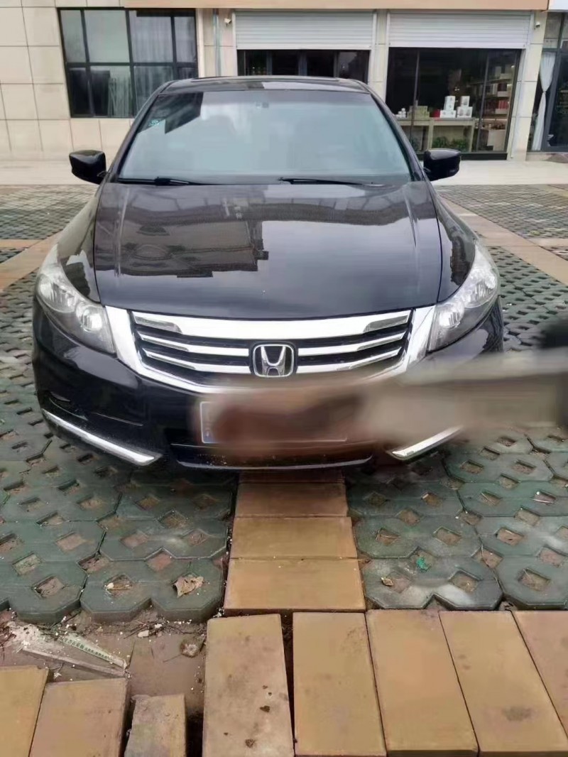 枣庄13年本田雅阁1