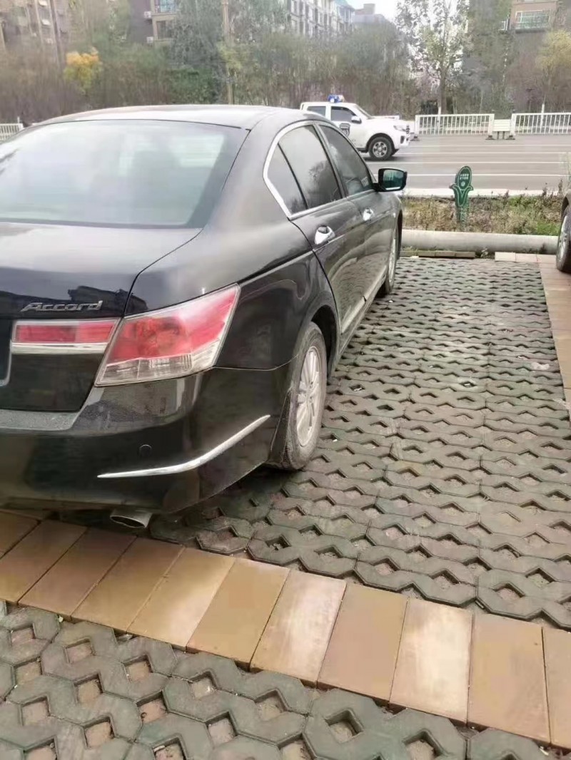 枣庄13年本田雅阁3