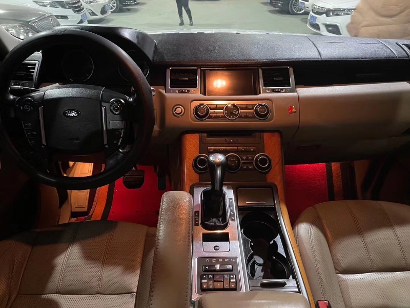 潍坊12年路虎揽胜运动版7