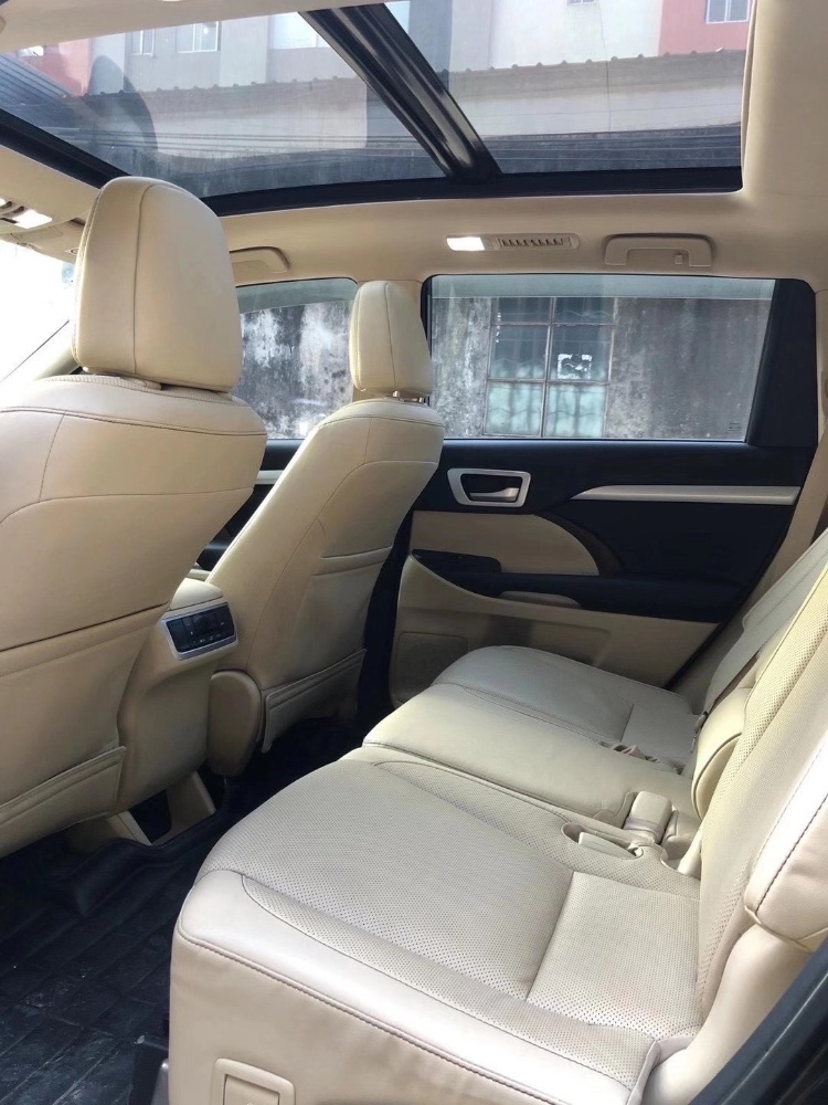 江门16年丰田汉兰达4