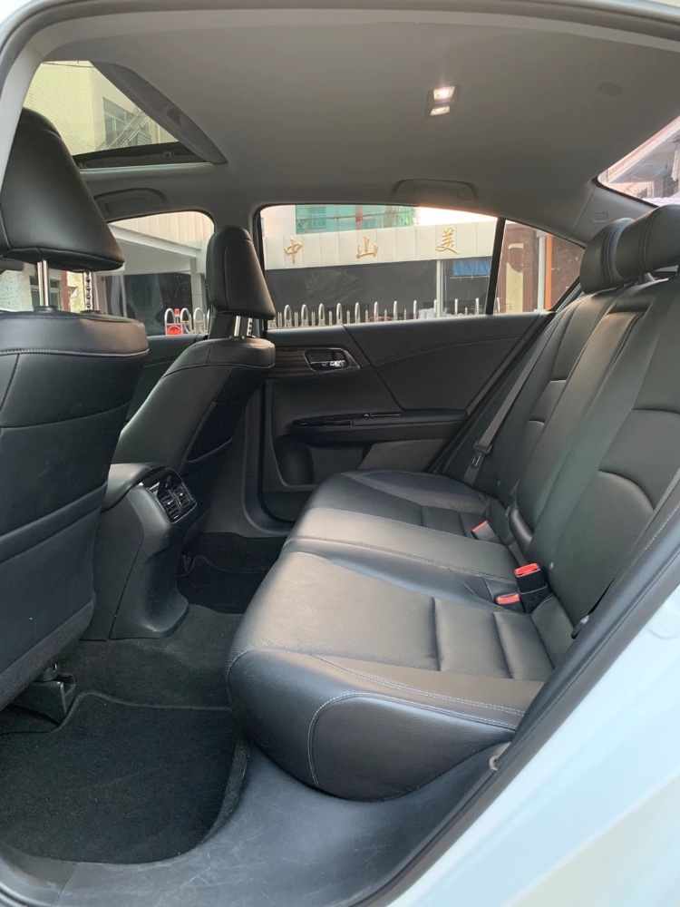 中山18年本田雅阁3