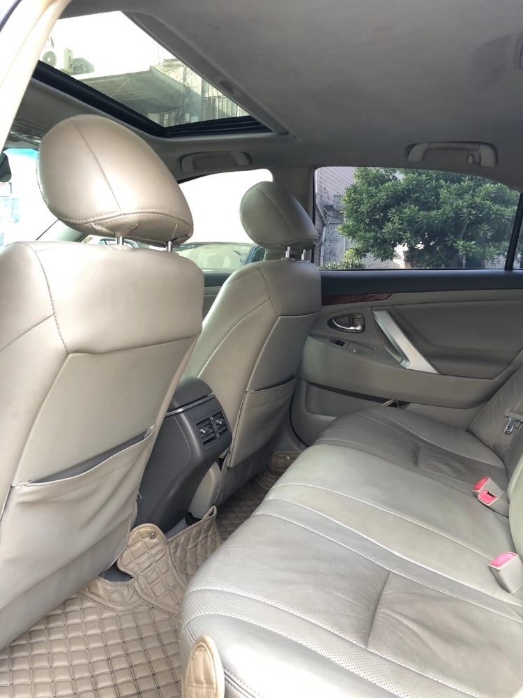 中山06年丰田凯美瑞3