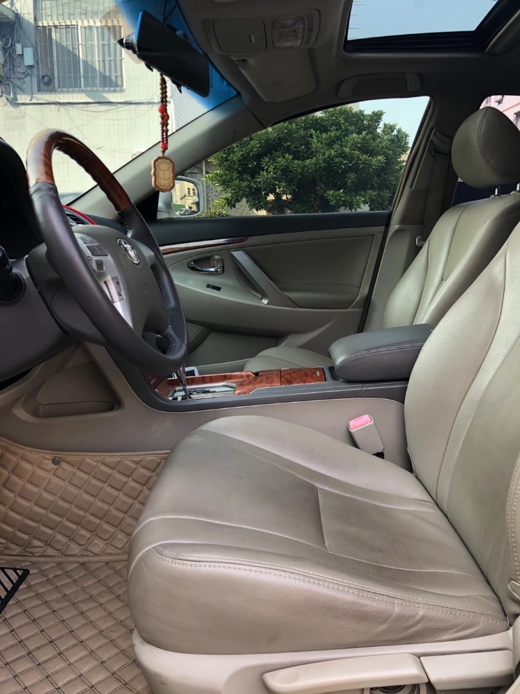 中山06年丰田凯美瑞1