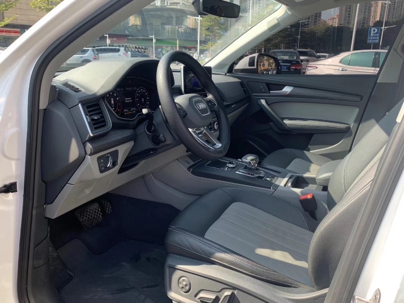 广州19年奥迪Q53