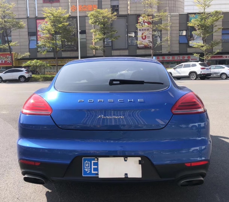 广州15年保时捷帕拉梅拉1