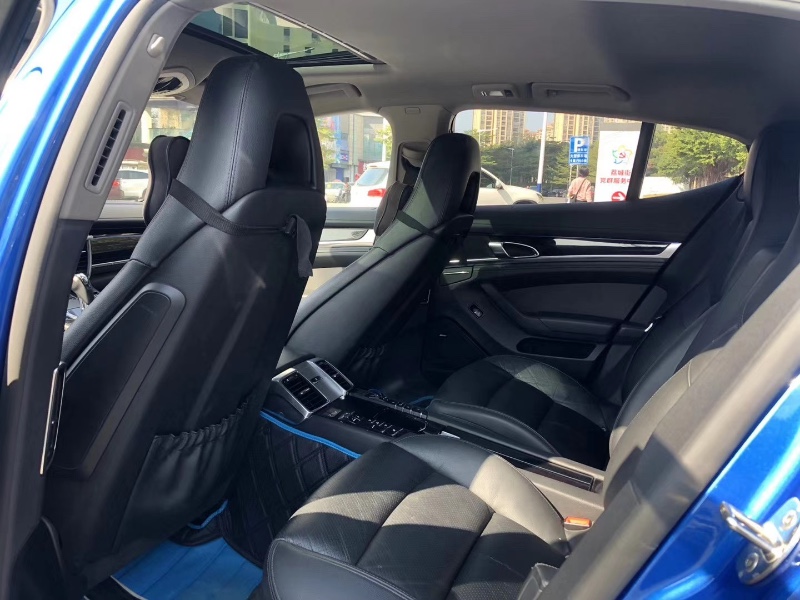 广州15年保时捷帕拉梅拉2