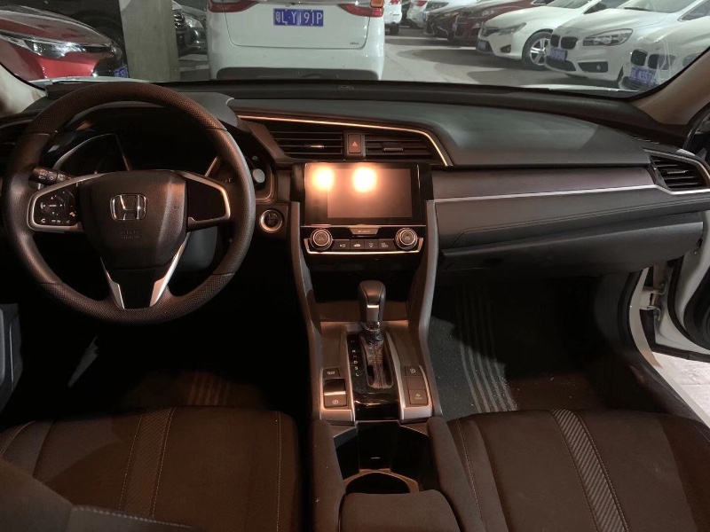 广州18年本田思域2