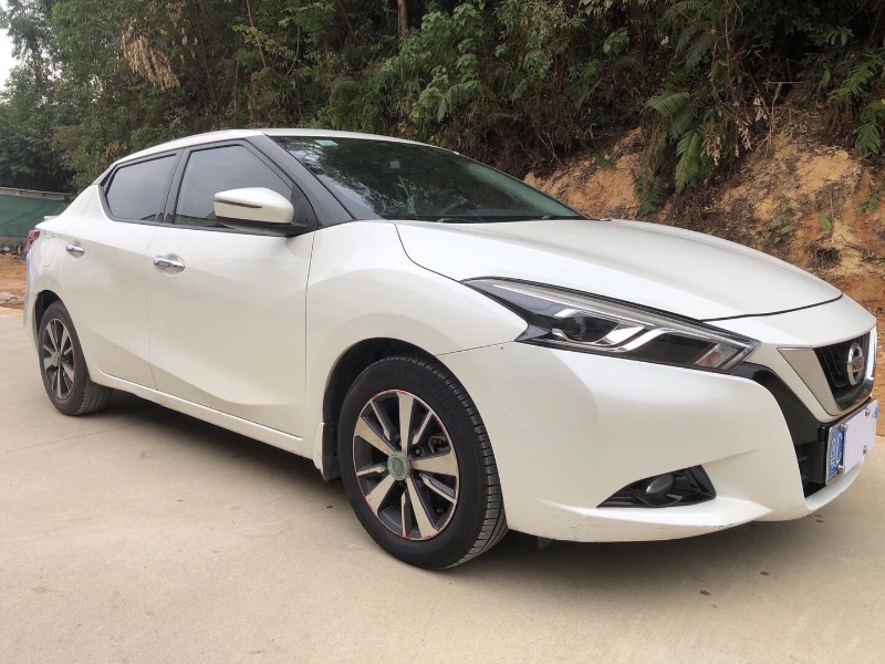 江门16年日产蓝鸟3