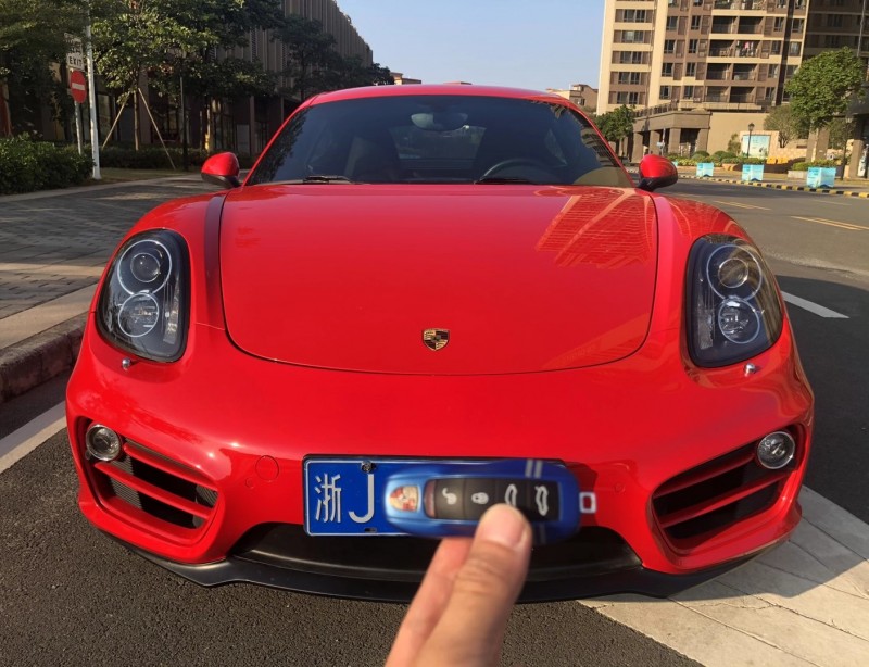广州14年保时捷卡曼9