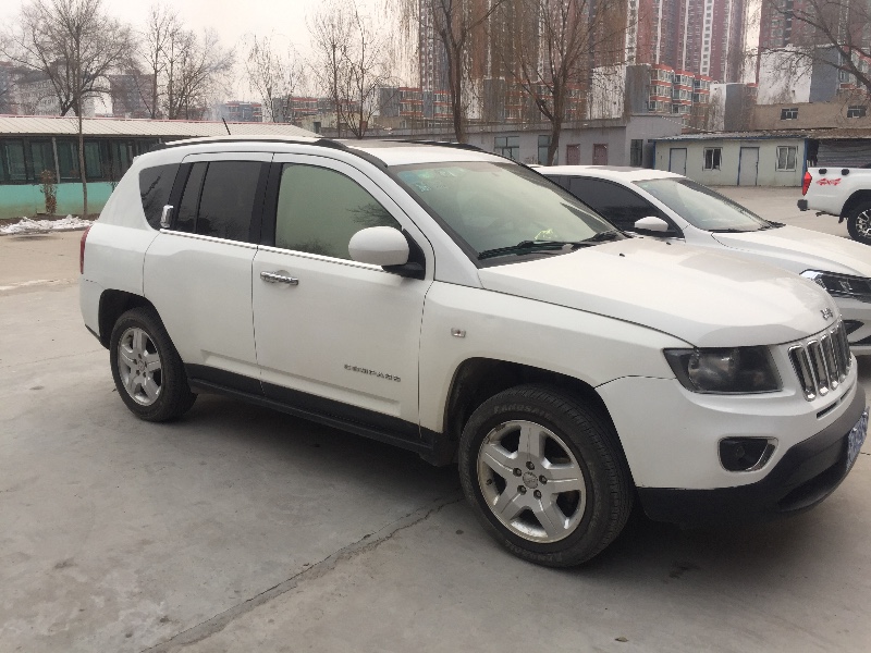 西寧14年Jeep指南者1