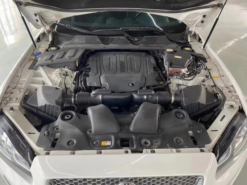 保定17年捷豹XJ9