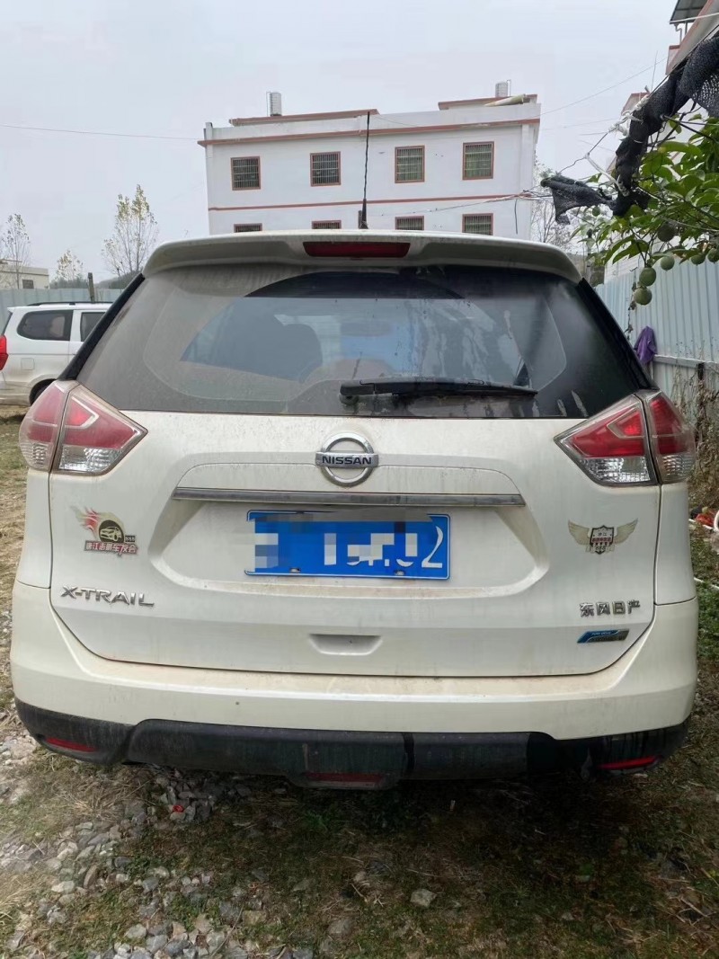 萍鄉16年日產奇駿9