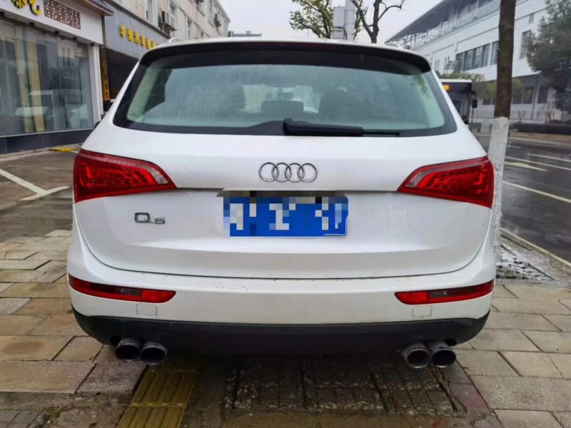 宜昌11年奧迪Q58