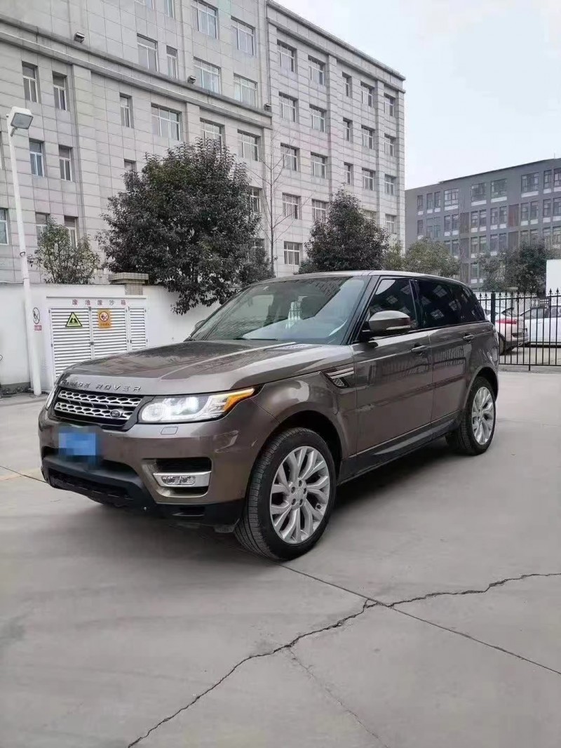 济宁14年路虎揽胜运动3