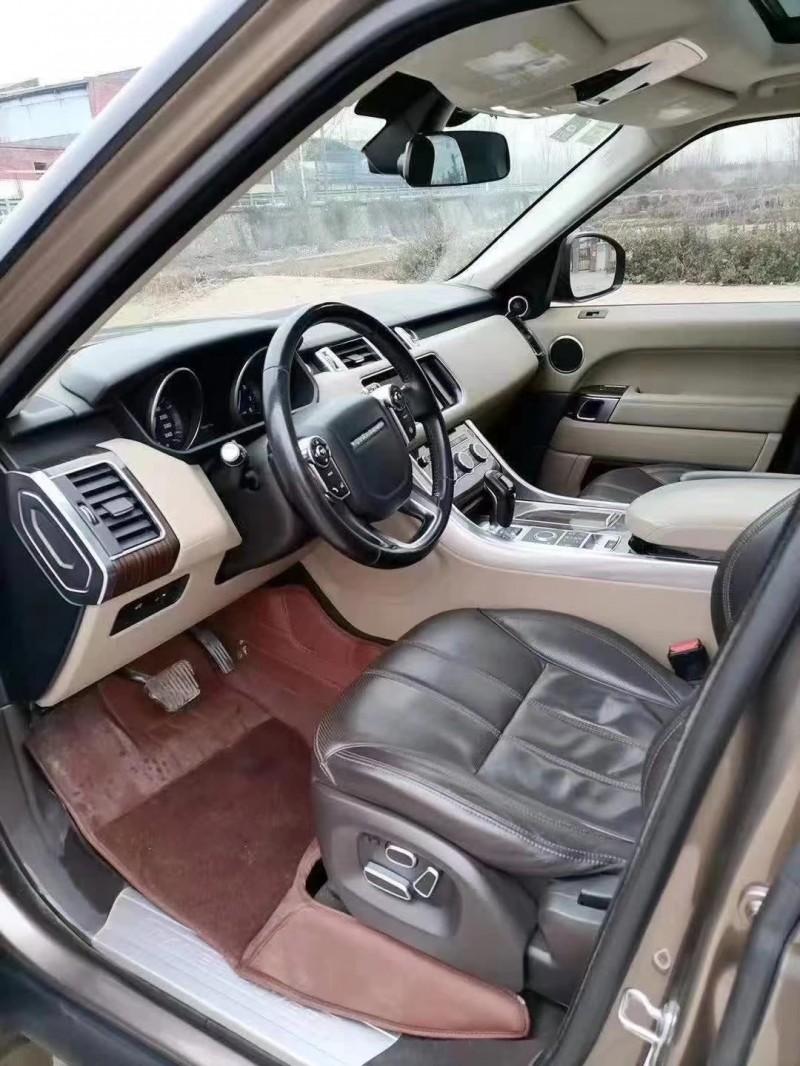 济宁14年路虎揽胜运动8