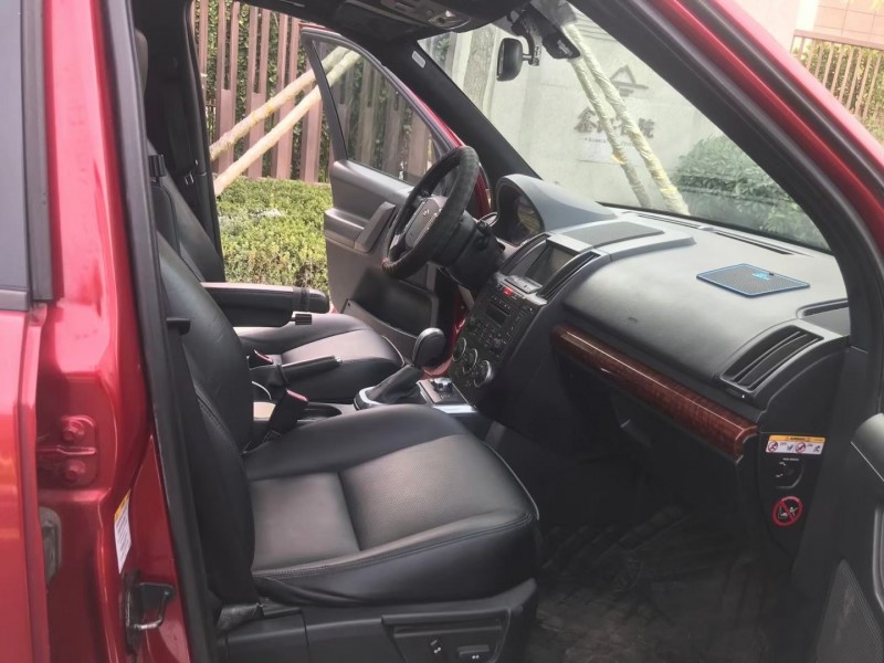 青岛09年路虎神行者2