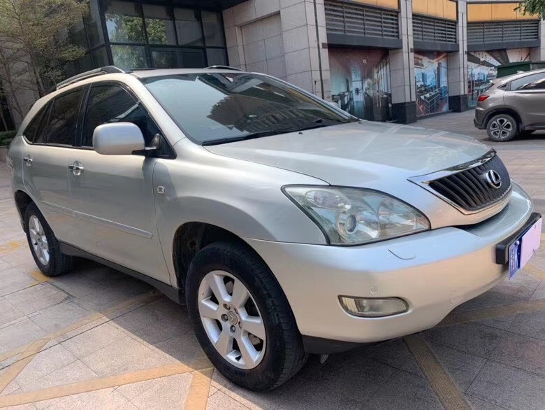 中山08年雷克萨斯RX6