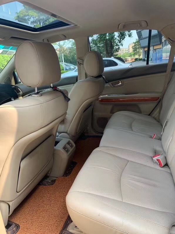 中山08年雷克萨斯RX7