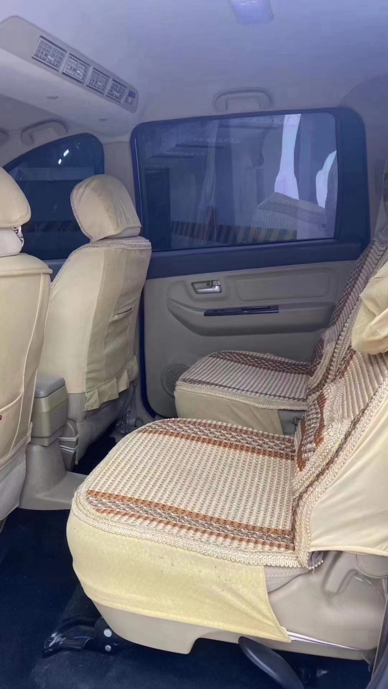 成都17年北汽威旺S507