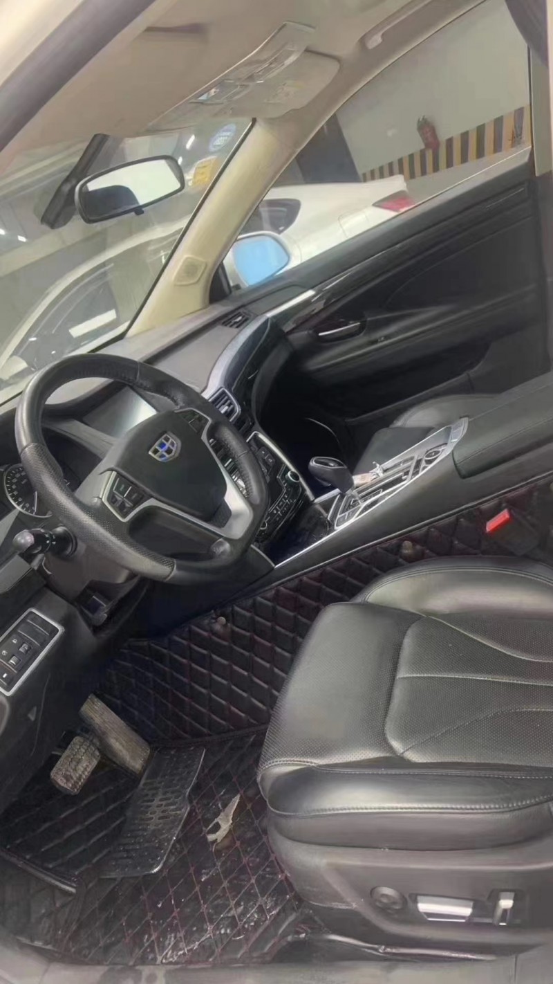 成都16年吉利博瑞6