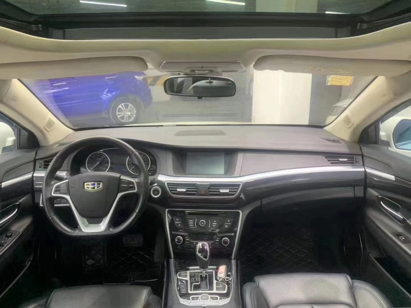 成都16年吉利博瑞9