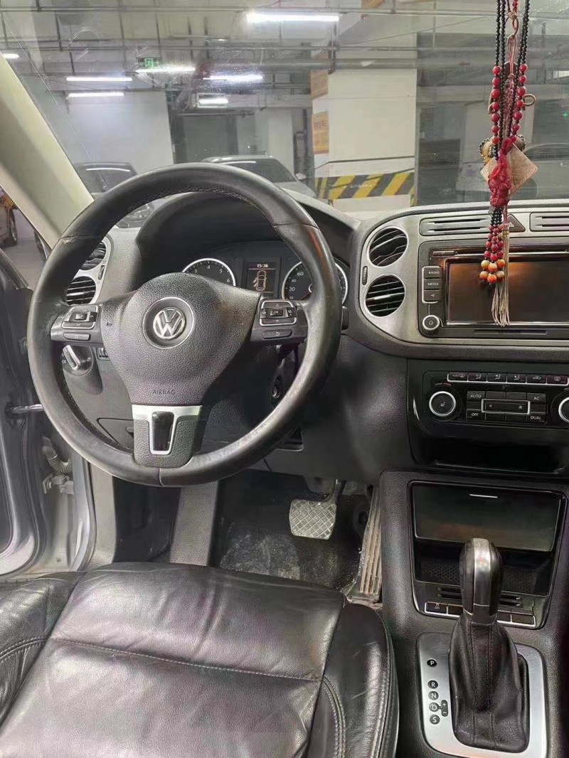 成都12年大众途观8