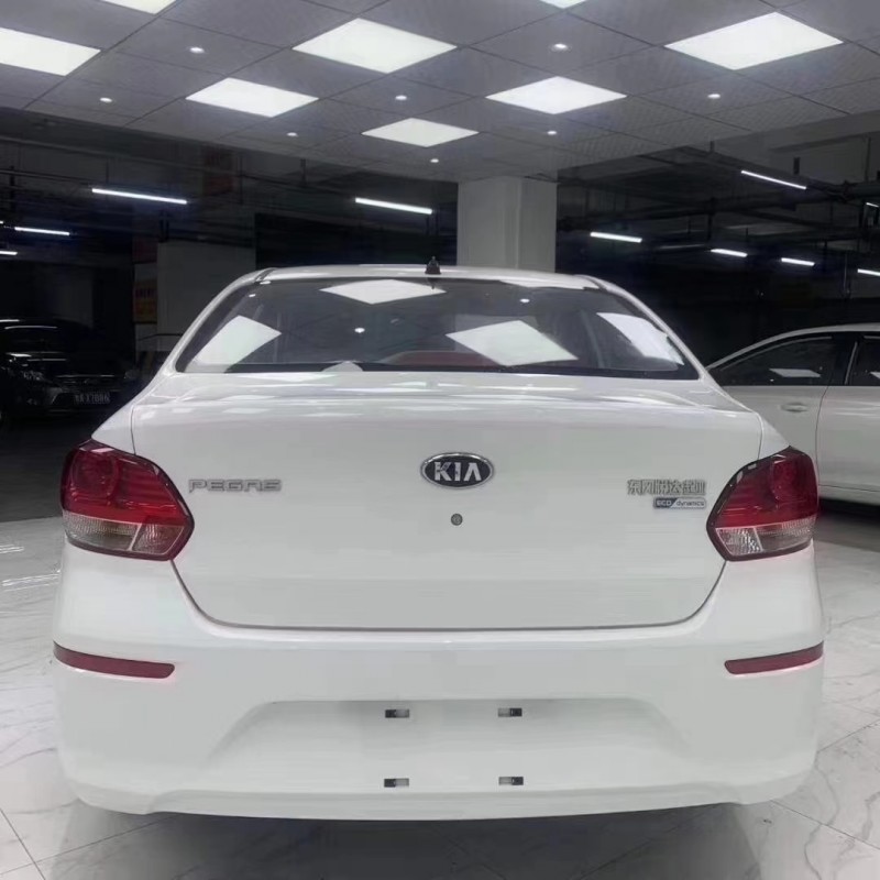 成都20年起亚焕驰5