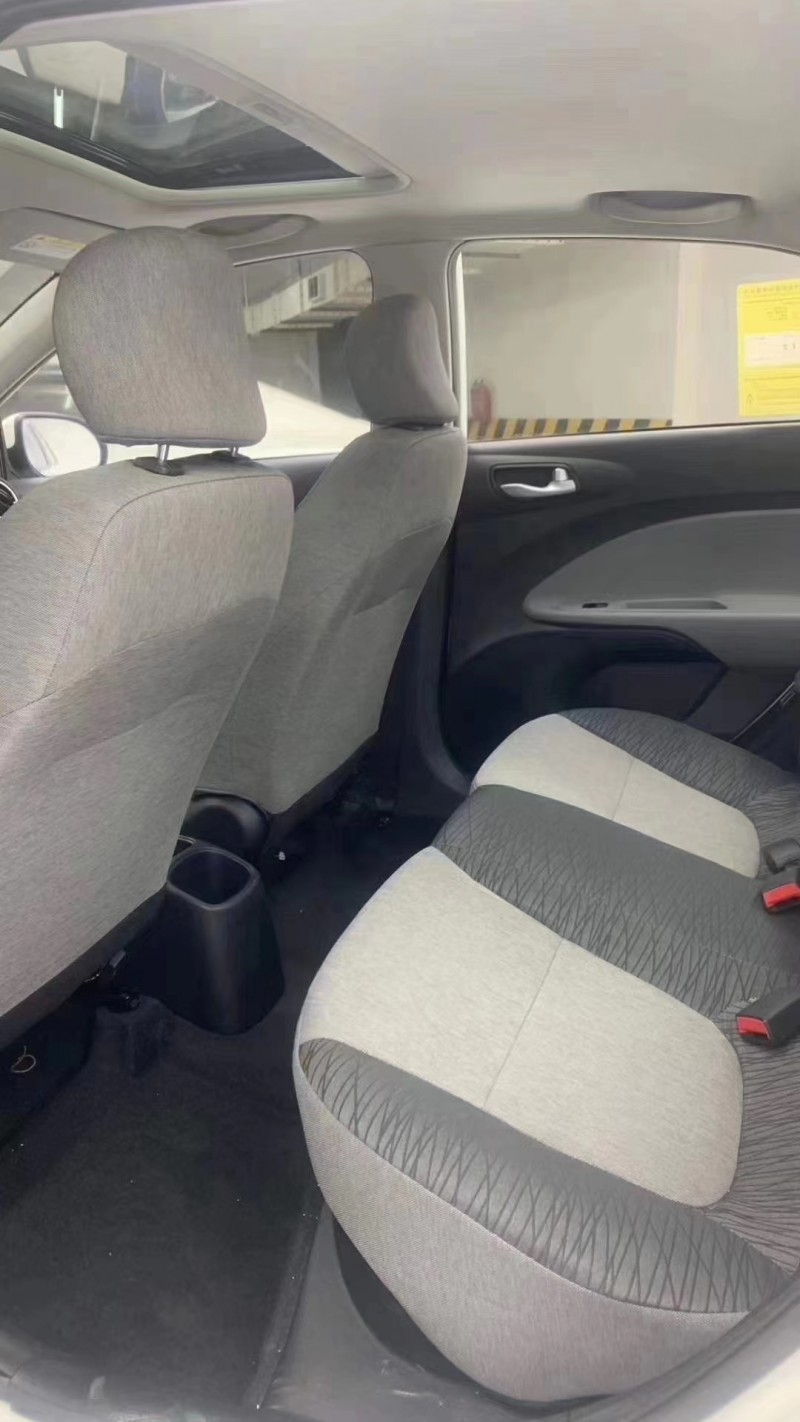 成都20年起亚焕驰7