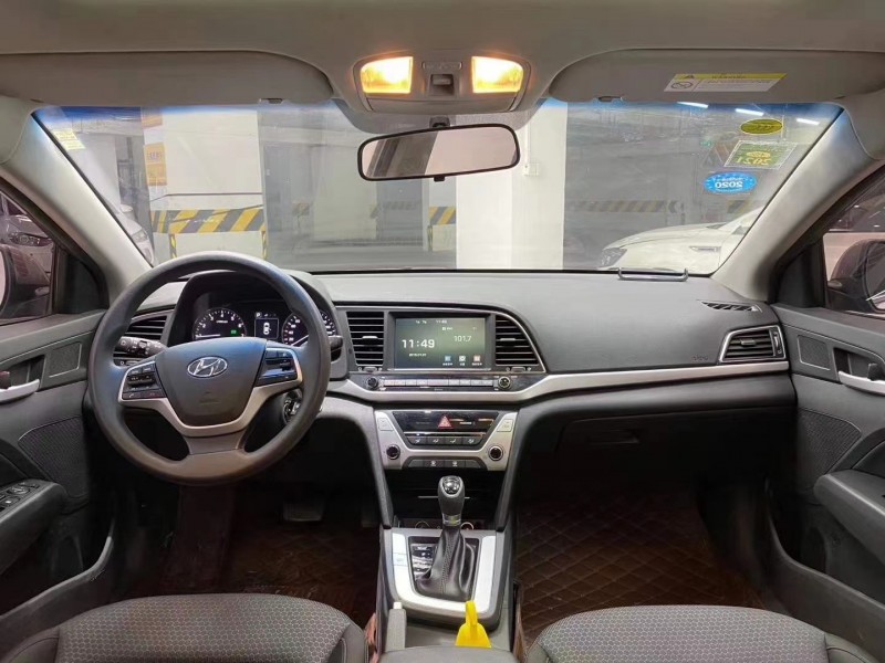 成都17年现代领动9