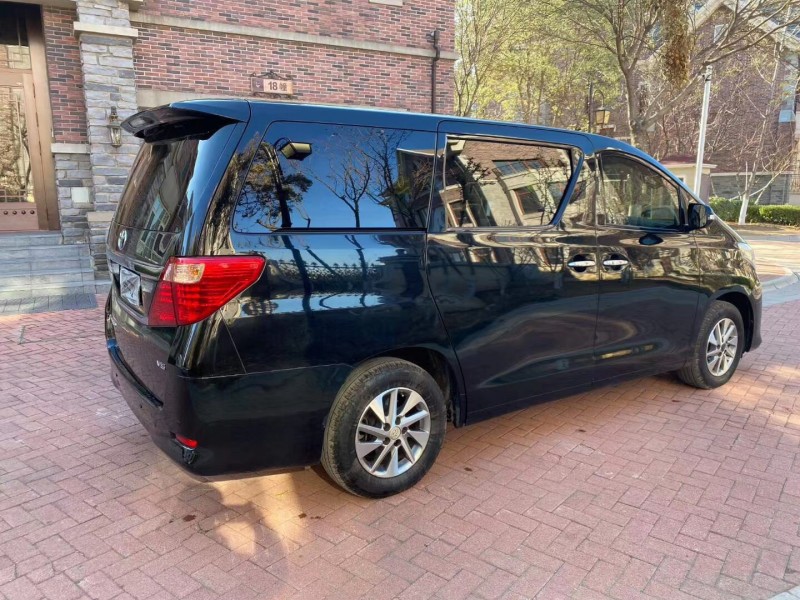 济南12年丰田埃尔法7