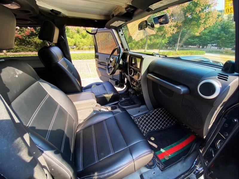 烟台13年Jeep牧马人2