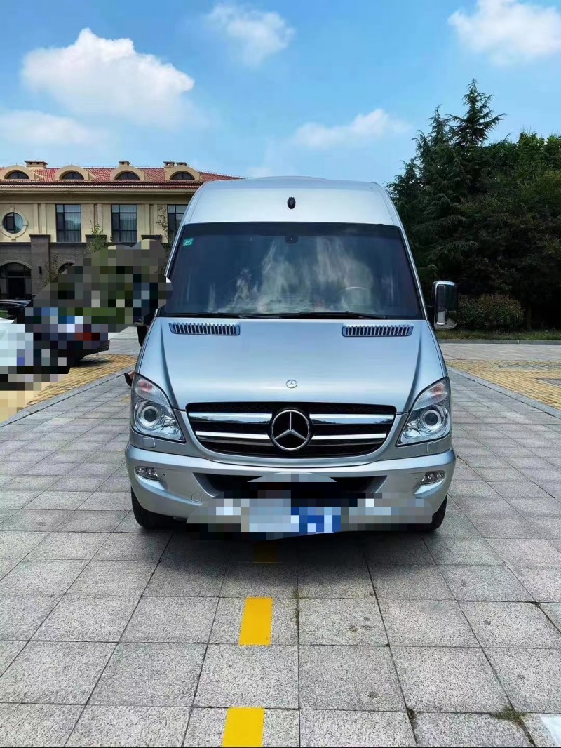 烟台15年奔驰Sprinter1