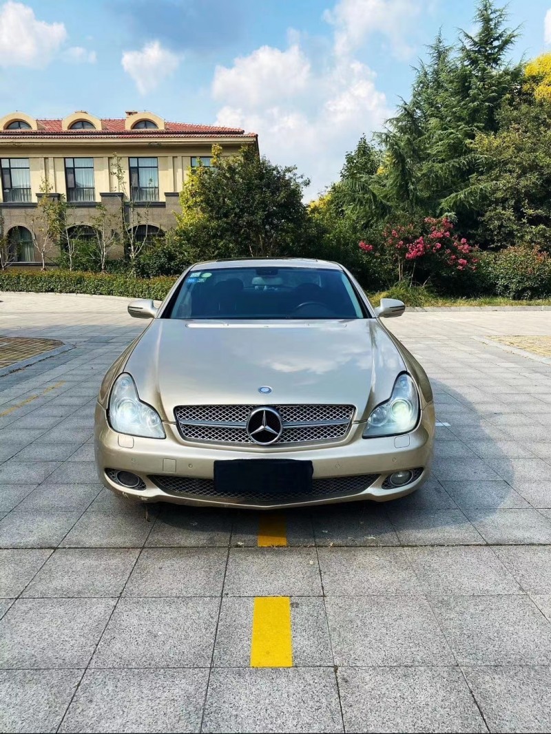 烟台11年奔驰CLS9