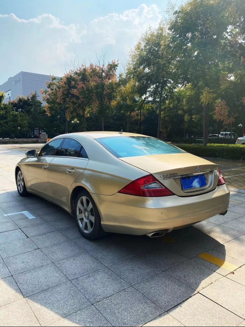 烟台11年奔驰CLS5