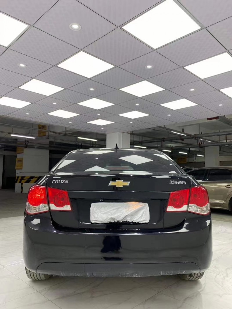 成都15年雪佛兰科鲁兹5