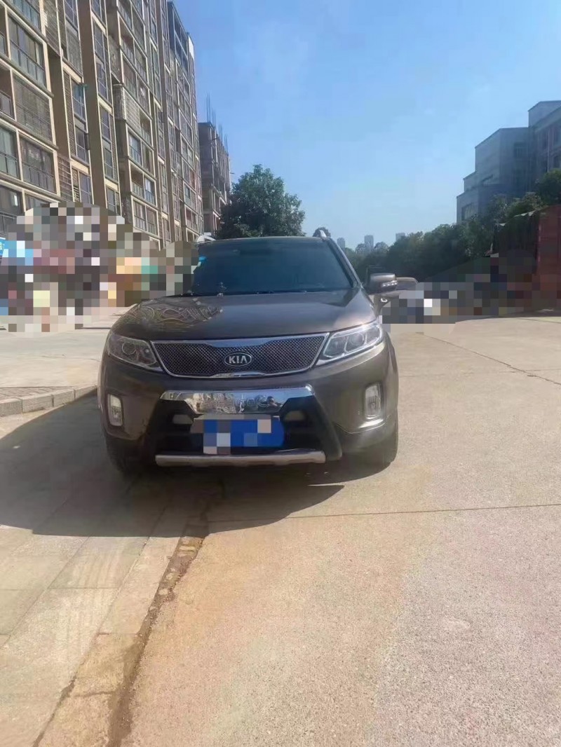 邵阳14年起亚索兰托1