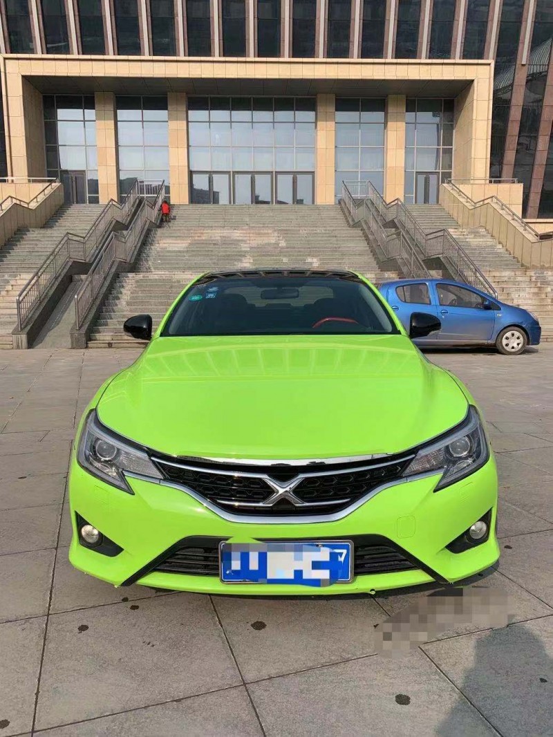 北京16年丰田锐志9