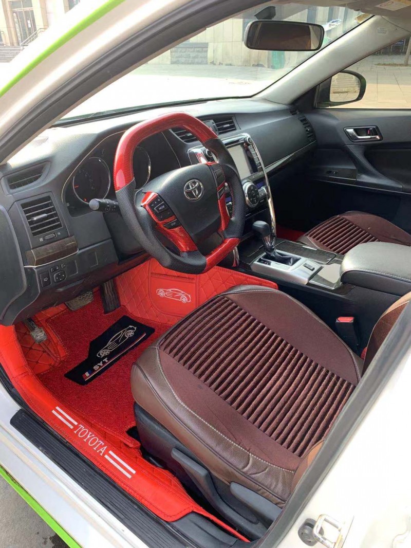 北京16年丰田锐志6