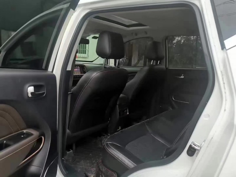 成都19年传祺GS36